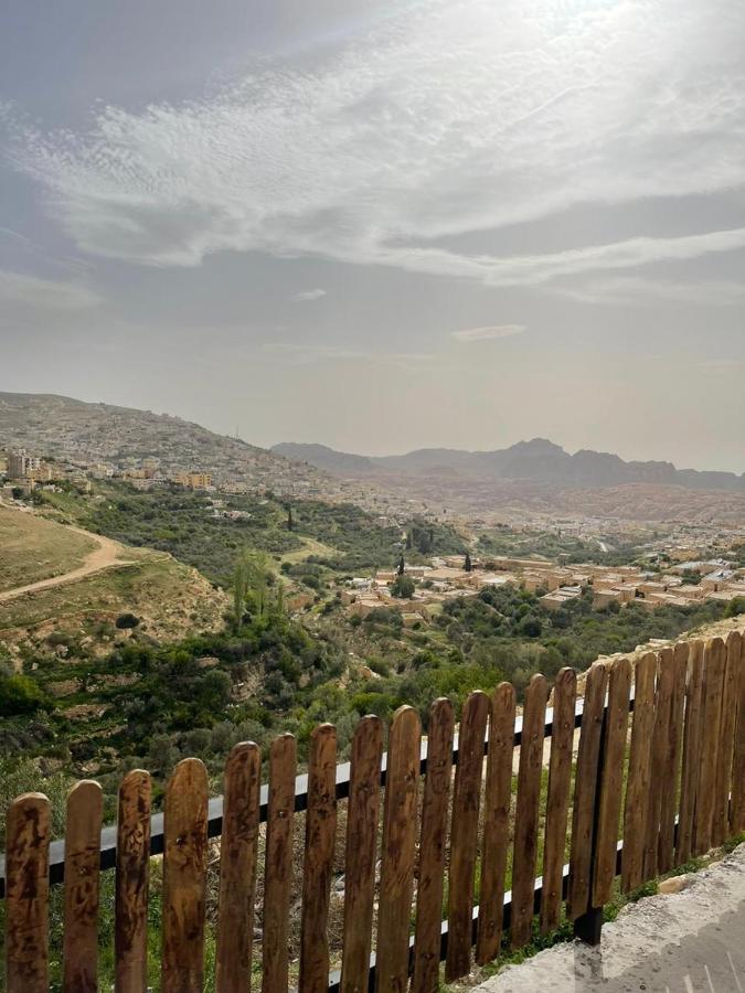 Grandpa House * Wadi Musa